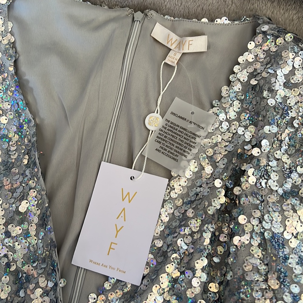 NWT WAYF Sequin Carrie Dress in Disco Silver - Picture 5 of 5